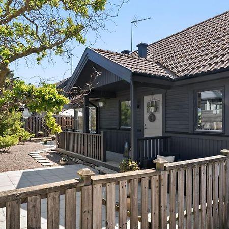 Charming 2-Floor House By The Sea In Ahus Sweden Villa Ngoại thất bức ảnh