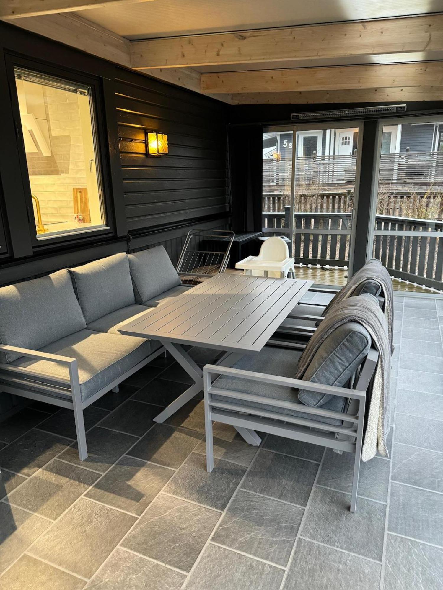 Charming 2-Floor House By The Sea In Ahus Sweden Villa Ngoại thất bức ảnh
